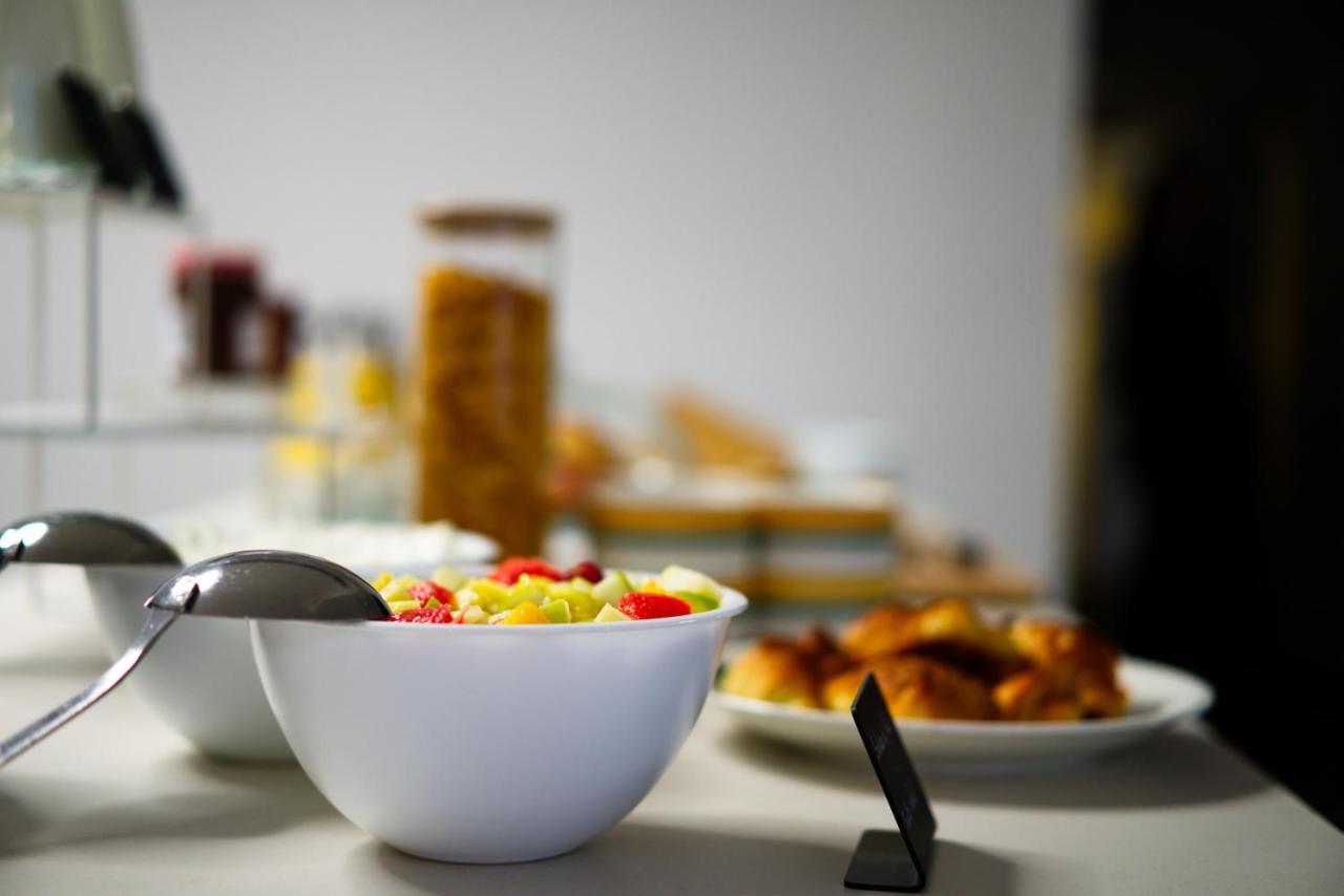 Beau M Paris Hostel Εξωτερικό φωτογραφία